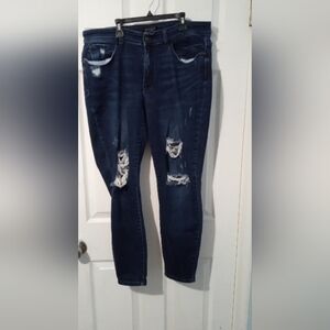 Stylish Judy Blue Distressed Women Jeans